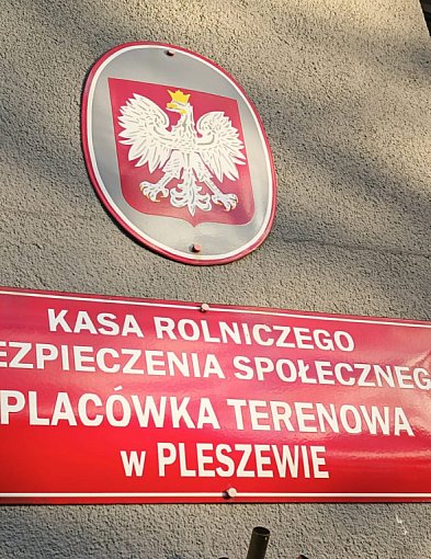 Przebywająca na macierzyńskim kierownik KRUS w Pleszewie zwolniona z pracy-8126