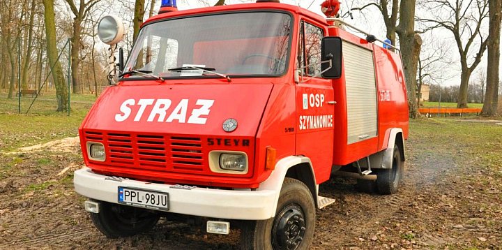 Ile kosztuje takie strażackie cudo? Wóz na sprzedaż-11219
