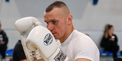 Mateusz Masternak wsparł budowę domu dla fundacji w Pleszewie [zdjęcia]-11481
