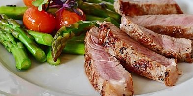 Dieta keto coraz bardziej popularna, także w Pleszewie. Jak sobie nie zaszkodzić?-11539