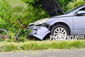 Ciężki wypadek z udziałem dzieci na trasie Pleszew - Czermin. Lądował LPR  -11551