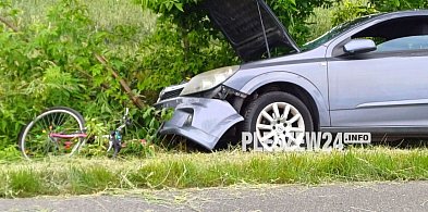 Ciężki wypadek z udziałem dzieci na trasie Pleszew - Czermin. Lądował LPR  -11551