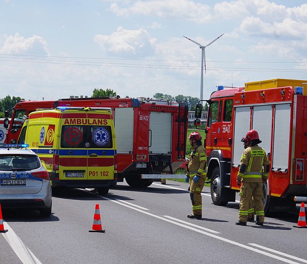 Droga krajowa nr 12 w powiecie pleszewskim zablokowana. Wypadek motocykla-11560