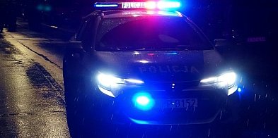 Nie zatrzymał się do kontroli i policjanci ruszyli -11589