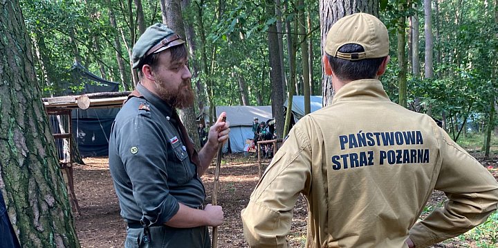 Na obozach harcerskich pojawiła się straż pożarna-12404