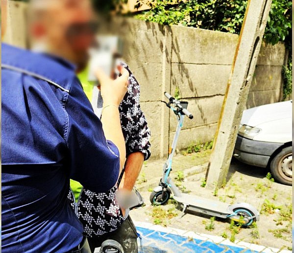Hulajnogą na podwójnym gazie. Wpadł w ręce policji w Gostyniu-12620