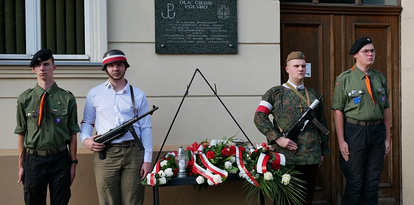 W godzinie W zawyją syreny w całej Polsce. Uroczyste obchody rocznicy - 12606