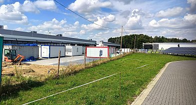 Galeria handlowa w Pleszewie pełna tajemnic. Mieszkańcy pytają: co tam będzie?-12594