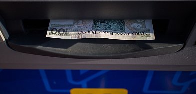 Nowy cennik usług bankowych. Klienci zapłacą więcej już od listopada-12788