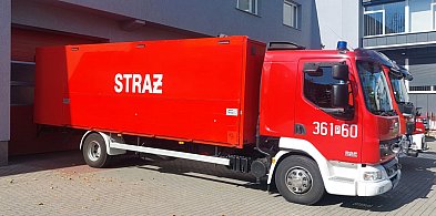 Nocna akcja strażaków. W piwnicy niebezpieczna mieszanina-12771