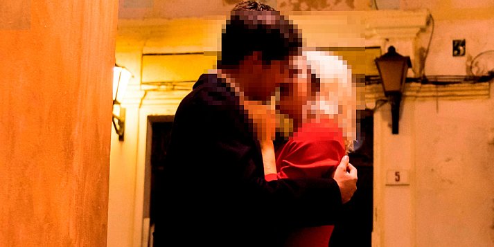 Uwodził kobiety.  Wyłudzał o nich pieniądze i szantażował ujawnieniem "ostrych" zdjęć