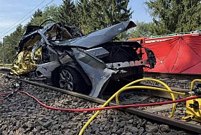 Tragiczny weekend: cztery osoby zginęły w BMW na przejeździe k. Kórnika -12854