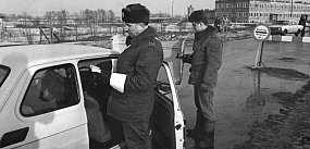 13 grudnia Jaruzelski wprowadził stan wojenny. W wolnej