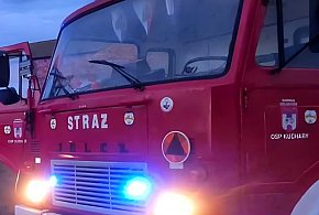 Ogień przy drodze w Kościelnej Wsi. Czy to było podpalenie?