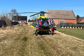 Mężczyzna upadł ze znacznej z wysokości w gm.  Dobrzyca. Interweniowało LPR