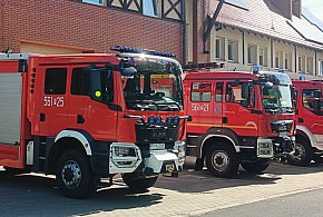 Groźny pożar w Kowalewie. W akcji kilka zastępów straży