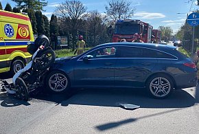 Groźny wypadek na skrzyżowaniu w Pleszewie. Ruch całkowicie zablokowany