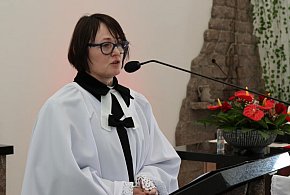 Kiedy pierwsza w regionie kobieta - ksiądz odprawi nabożeństwo w gm. Chocz?