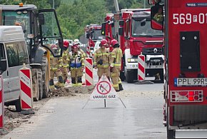 [Zdjęcia] Poważna interwencja przy szpitalu w Pleszewie. Na miejscu służby