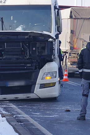 Zderzenie dwóch pojazdów w Piekarzewie-1704