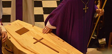 Rewolucja w pochówkach coraz bliżej. Tego w Polsce jeszcze nie było-15166