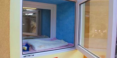 Ostrzeszów: chłopiec znaleziony w oknie życia