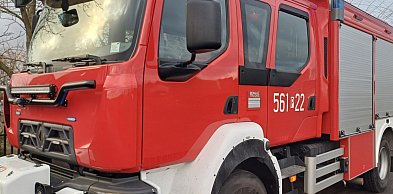 Ogień w ciężarówce na terenie dużej firmy w gminie Gołuchów