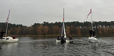 [Zdjęcia] Biało-czerwone żagle na Gołuchowskim Zalewie-14513