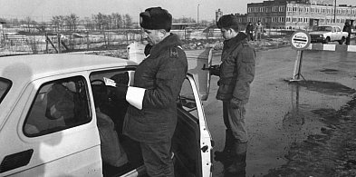 13 grudnia Jaruzelski wprowadził stan wojenny. W wolnej Polsce niektórym to-15249