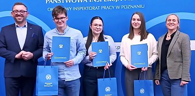 Uczniowie z Zielonej popisali się wiedzą. Teraz już finał w Warszawie!