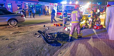 [Fot] Nastoletni motocyklista trafił do szpitala. Groźny wypadek wieczorem