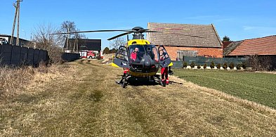 Mężczyzna upadł ze znacznej z wysokości w gm.  Dobrzyca. Interweniowało LPR