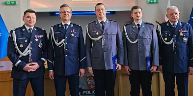 Pleszewscy funkcjonariusze z awansem. Nowe stopnie, nowe wyzwania