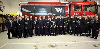 Nowe władze i podsumowanie roku w OSP Chocz. Jednogłośne absolutorium i wyróżnieni