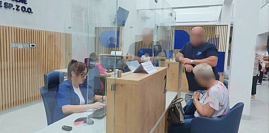 Specjalistyczny sprzęt kardiologiczny i nowy ambulans dla Pleszewa