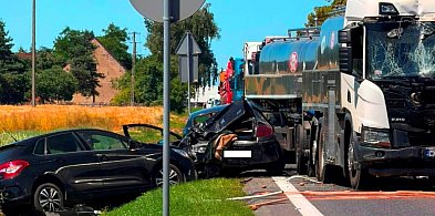 [Fot] Karambol na drodze krajowej w powiecie pleszewskim. Trasa zablokowana