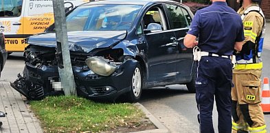 [Zdjęcia] 46-letnia kobieta wymusiła. Potem było słychać huk zderzenia