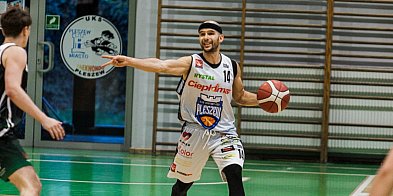 Własna hala, własne zasady. Koszykarze zagrali z Twierdzą Kłodzko-14321