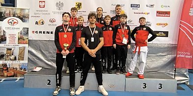 Pleszewscy karatecy w świetnej formie. Młodzi wojownicy na podium-14552