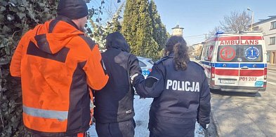 Nie bądźmy obojętni. Policja apeluje o pomoc osobom na-14865