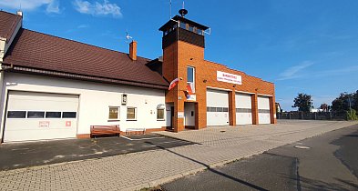 Narasta napięcie wokół zakupu nowego samochodu strażackiego w Choczu-13757