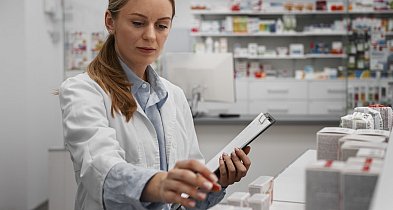 Apteki w Pleszewie i w powiecie: dni robocze, dyżury w dni wolne w 2026 r.-15619