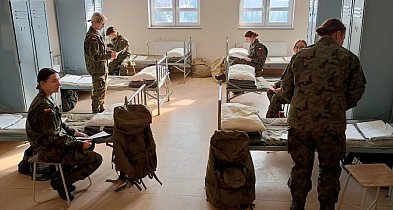 Młodzi z naszego regionu rozpoczęli służbę zasadniczą. Co oferuje wojsko?