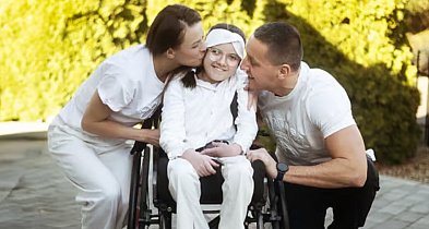 Czas ucieka, a stawką jest życie. Bez operacji Ania może przestać oddychać