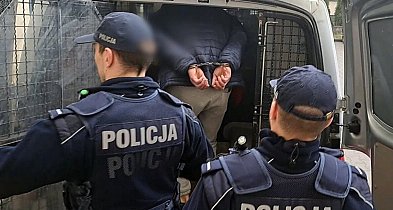 Przyjechał z Dobrzycy ukraść cement z posesji. Młodzi ludzie ruszyli za nim