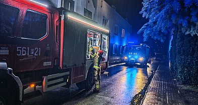 Noc pełna napięcia w centrum Pleszewa. Pożar i ewakuacja z budynku