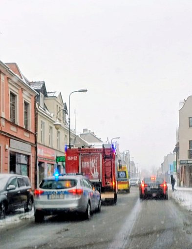 Dziecko potrącone w centrum Pleszewa. Dramatyczne sceny na ulicy Kaliskiej-14832