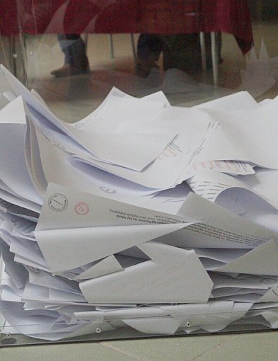 Prezydent Karol Nawrocki chce referendum. Wniosek trafił już do Senatu