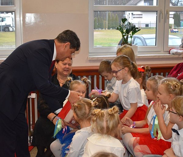 Nowe sale przedszkolne. Kolejna inwestycja w edukację maluchów-15219