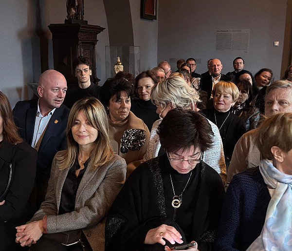 Spotkania o kobietach, ale nie tylko dla kobiet. Dzieje się w Gołuchowie